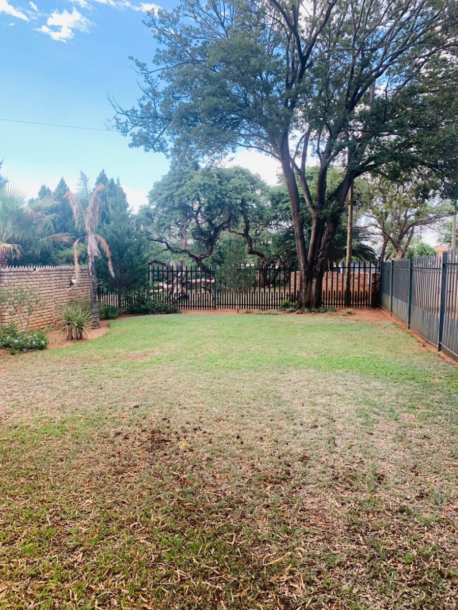 3 Bedroom Property for Sale in Wilkoppies North West